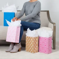 Hot Sale Hallmark Store -Hot Sale Hallmark Store 10.7 Prints and Solids 12Pack Assorted Gift Bags 5EGB6051 02