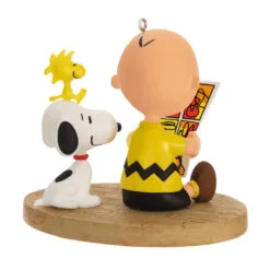 Hallmark The Peanuts® Gang Sunday Morning Funnies Ornament -Hot Sale Hallmark Store Charlie Brown Reading Comics Keepsake Ornament 2199QXI7039 06