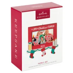 Hallmark Family Joy 2023 Photo Frame Ornament 9 Hallmark Family Joy 2023 Photo Frame Ornament -Hot Sale Hallmark Store Family Joy 2023 Picture Frame Keepsake Ornament 1599QGO2587 04