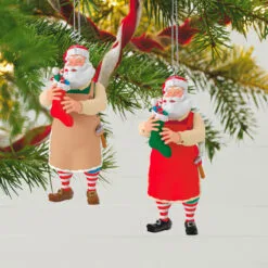 Hallmark Toymaker Santa Surprise Mystery Ornament 11 Hallmark Toymaker Santa Surprise Mystery Ornament -Hot Sale Hallmark Store Toymaker Santa Holding Stocking Keepsake Ornament 1999QGO2967 03